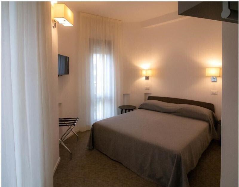 Hotel Caraibi Milano Marittima Exteriér fotografie
