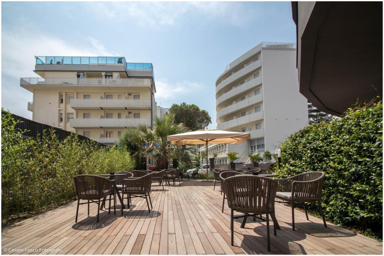 Hotel Caraibi Milano Marittima Exteriér fotografie