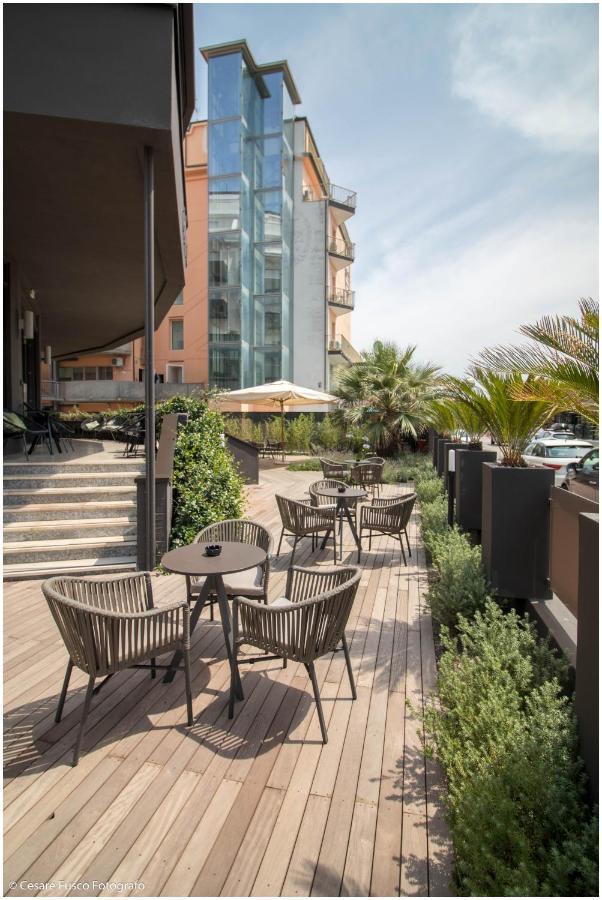 Hotel Caraibi Milano Marittima Exteriér fotografie