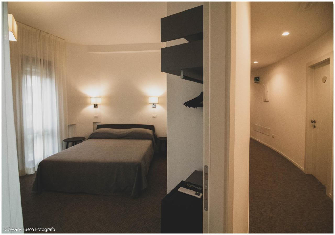 Hotel Caraibi Milano Marittima Exteriér fotografie